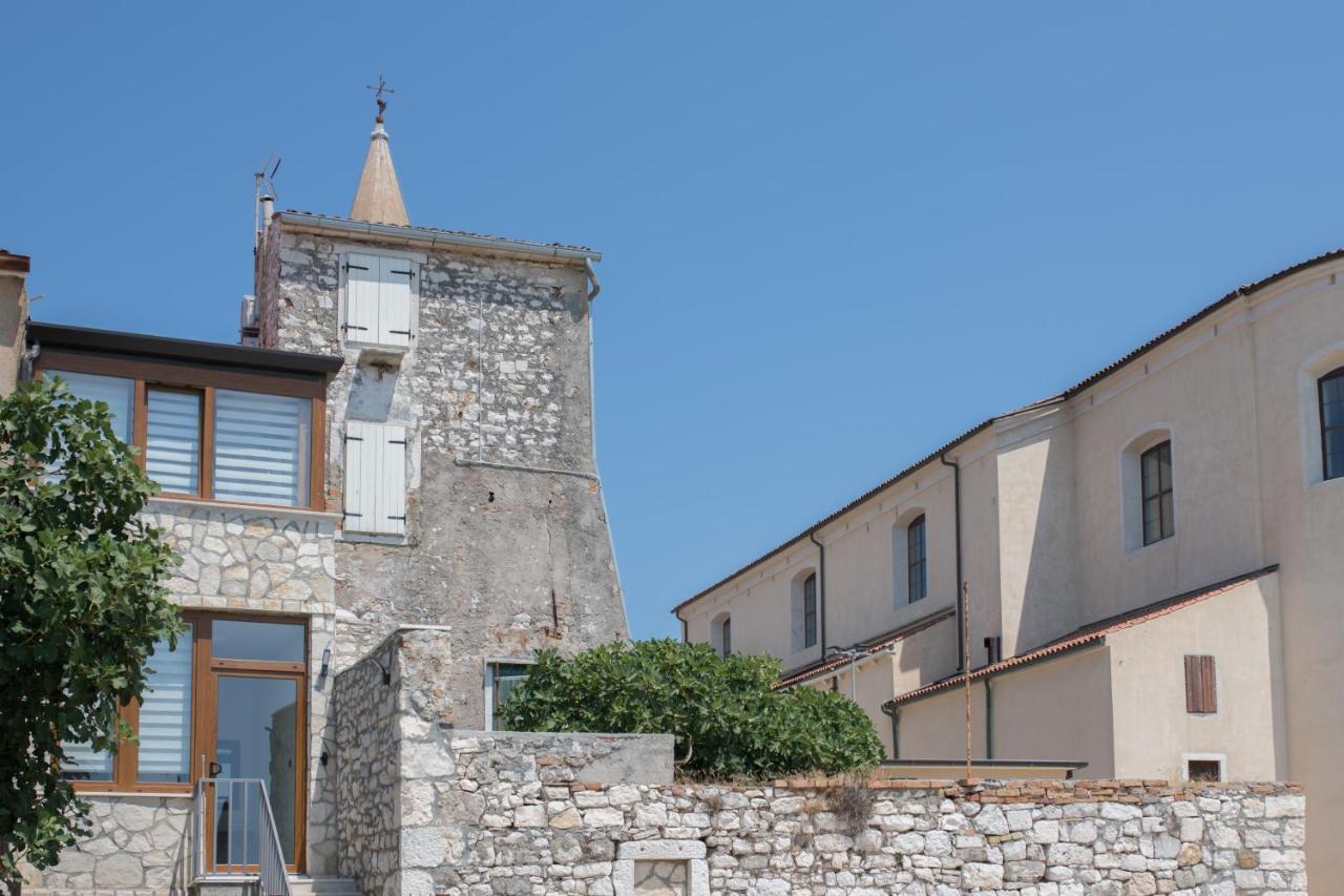 Luxury Villa Christian 우마그 외부 사진