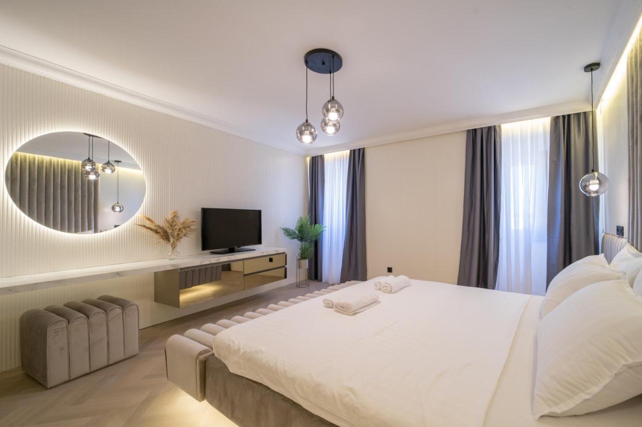 Luxury Villa Christian 우마그 외부 사진